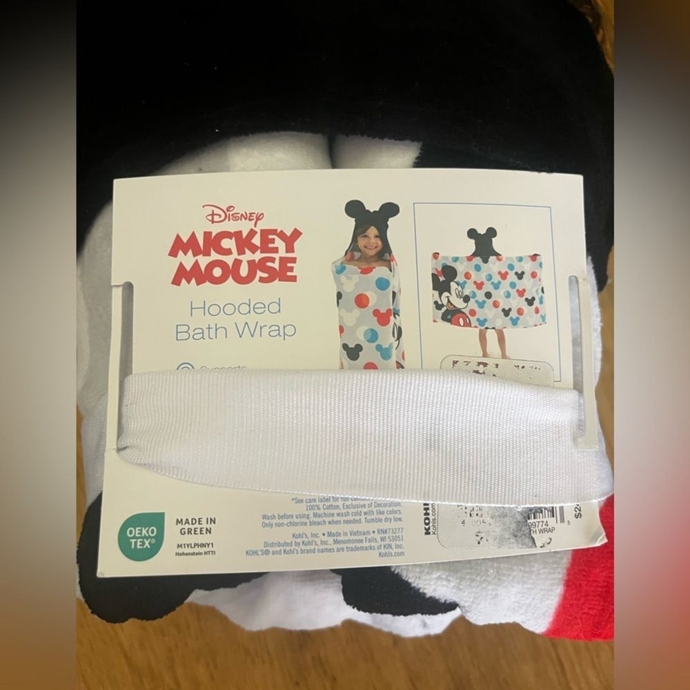 Disney Mickey Mouse Kids Hooded Bath Wrap Towel Beach Pool Vacation - Picture 3 of 8